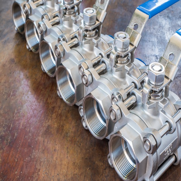 Válvula de esfera tripartida??